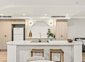 Luxury Living on Monaco Riverfront - Hosted by Coastal Letting Co.