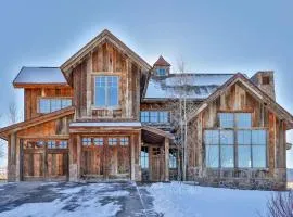 Barnwood Beauty at Grand Elk- Pet Friendly- Hot Tub Private Golf Ski Games