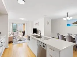Modern Family Home sleeps 8