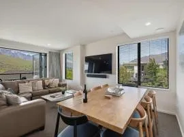 Remarkable Lake View