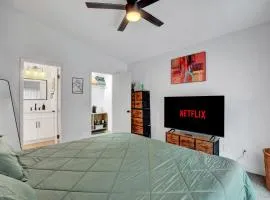 Cozy Casita, Fireplace, Backyard, Quiet