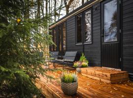 Aava Riverside, lodge in Rovaniemi