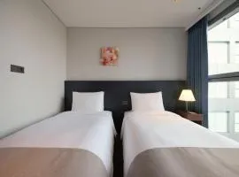 Stanford Hotel Myeongdong