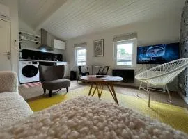 Bel appartement, Oiseau 1