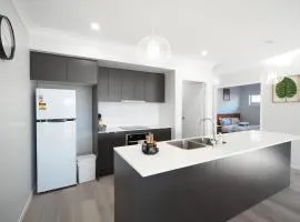 The Fresh Nest - Brand-New Home for Work & Rest