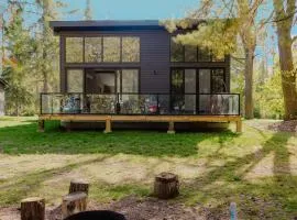 3-bedroom Lakefront Villa #6