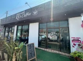 KL's Coffee & Hostel