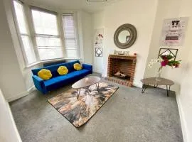 Glamorous, Spacious House