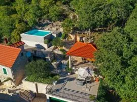 Villa Pave-Makarska by Villas Guide