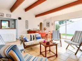 700m de la plage, jardin, 4 adultes 2 enfants