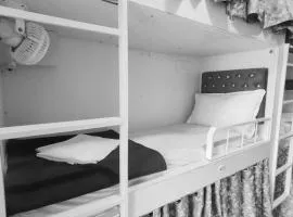 Stay Retreats At Marol Dorm - Near International Airport Mumbai