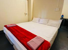 Siilver Sands Hut Homestay - Malpe Beach, hotel v destinaci Malpe