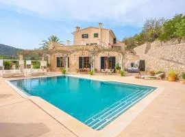 Majestic Holiday Estate in Calvià Up to 12 Guests