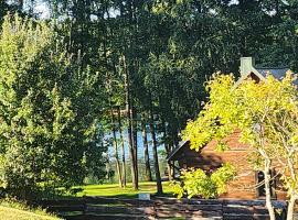 Ažuluokesos sodyba, hotel v destinaci Molėtai