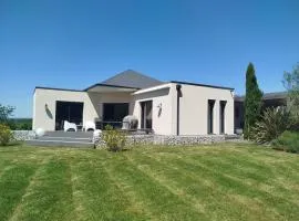 Parenthèse contemporaine - Élégance et nature - 15 min du Circuit des 24h