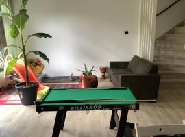 Cricri, дом у озера в аренду в городе Лелистад