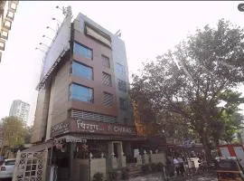 HOTEL VARISHTTA - Kopar Khairane - Quality and Comfort