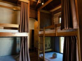 Kayan Siargao, asrama di General Luna