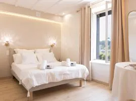 Elegant studio between train station and city center