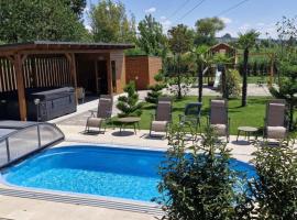 Kapitány MP Art Luxury Apartman, hotel a Balatonboglár