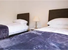 House Sleeps 6 - Parking Garden Family&Contractors