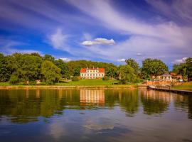 Kr&auml;gga Herrg&aring;rd, spa hotel in B&aring;lsta