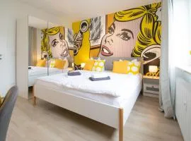 NEW! Modernes 2 Zimmer Apartment, Zentral, 6Pers