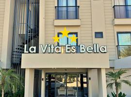 La Vita Es Bella, Hotel in Antalya