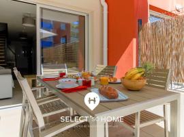SELECT'SO HOME - Vacances au Poséidon - Duplex 6 personnes, parking privé, piscine, animaux admis - POS-B, Hotel in Bormes-les-Mimosas