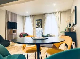 Maison et Jardin Le 14 - Auxerre Centre - Wifi - Netflix - Confort et Détente