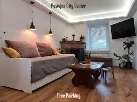 FRIZ&FANY Charm House