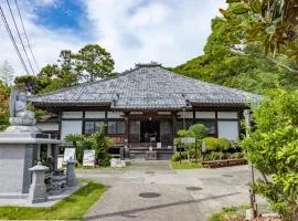 Temple Stay Kan