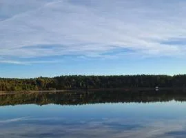Kaszuby ,Leśny Domek z kominkiem ,balią i Ogniskiem nad jeziorem