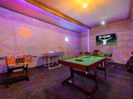 *C.sani* Setup for your most relaxed & amazing stay + Free Parking + Free Fast WiFi *, hotel in Leeds