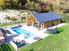 Holiday House Adamo