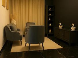 Comfortable and Attractive Apartment, hotel in Ensanche Savica de Mendoza