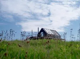 CAMPY ECO HOUSE • EGER