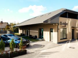 Svaja ApartHotel & SPA、シャウレイのアパートホテル