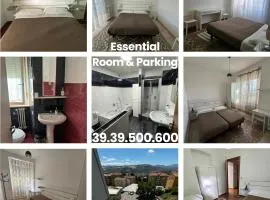 ESSENTIAL ROOM & PARKING in Centro Città con Parcheggio Privato e WIFI
