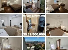 ROOM & PARKING in Centro Città con Parcheggio Privato e WIFI
