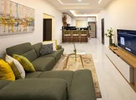 Grey Assets - Apartment 1