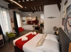 Le Saint-Aignan, Nuits-chartraines, Parking privé a quelques minutes, 3 étoiles