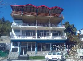 Ruk bae cafe restro & hotel – hotel w mieście Mussoorie