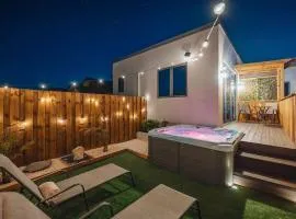 Private Suite HotTub