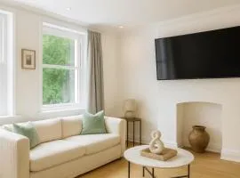 3 Bed Liverpool Street Loft