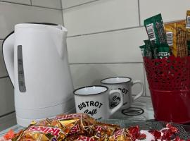 Apartman UNO, hotel in Batajnica