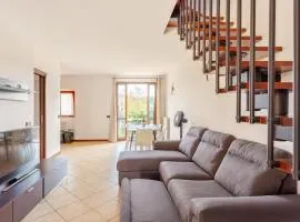 Lago di Monate Apartment