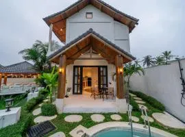 Tranquil Living at Sarang Apartments 4 in Ubud