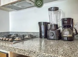 New 1 BR Condo - Oceanview Pool - 2 min to Beach