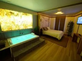 Suite - Le Lotus de Conflans